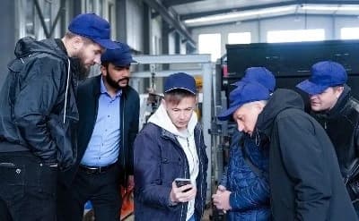 Η GANGYOU ΠΑΡΑΔΙΔΕΙ ΕΞΑΡΤΗΜΑΤΑ ΣΥΜΠΙΕΣΗΣ ΣΩΛΗΝΩΝ ΑΠΟ ΑΝΟΞΕΙΔΩΤΟ ΧΑΛΥΒΑ 304 ΣΕ ΡΩΣΟΥΣ ΠΕΛΑΤΕΣ